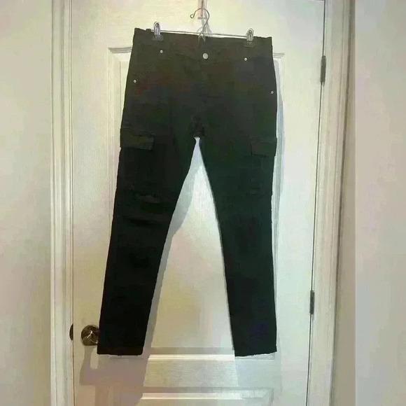 NWT Cargo  pants for Men Waist 17 inches - Picture 11 of 11